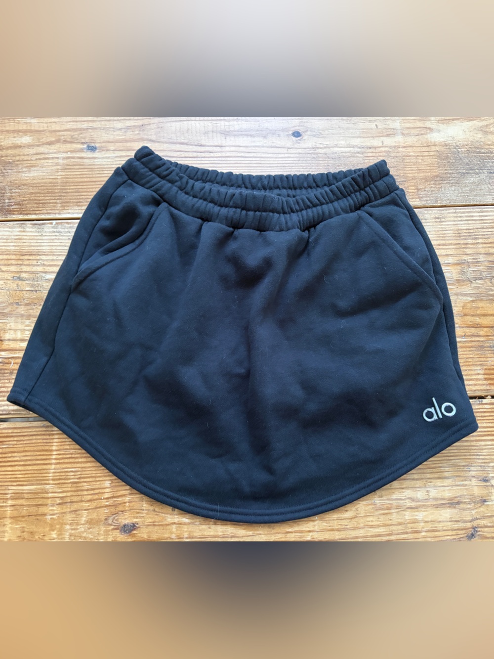 ALO Yoga size small accolade black cotton skirt skort